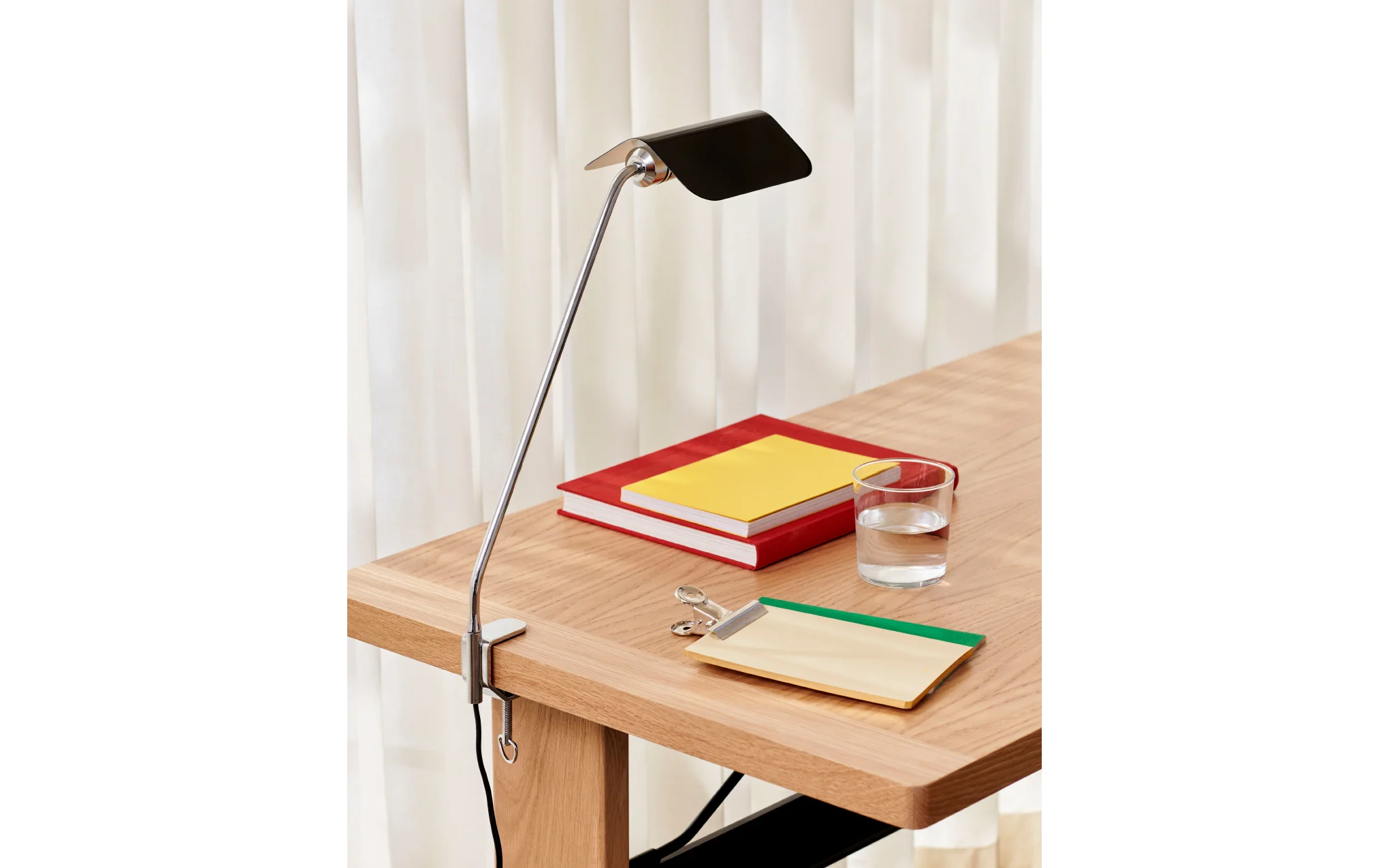 Apex desk clip lamp - Image 9