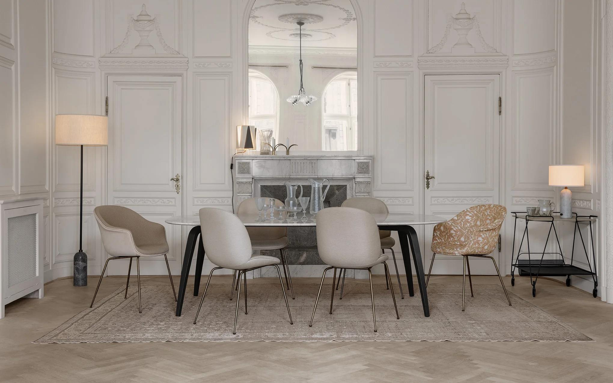 Bat dining chair - front upholstered with conic base - Image 2