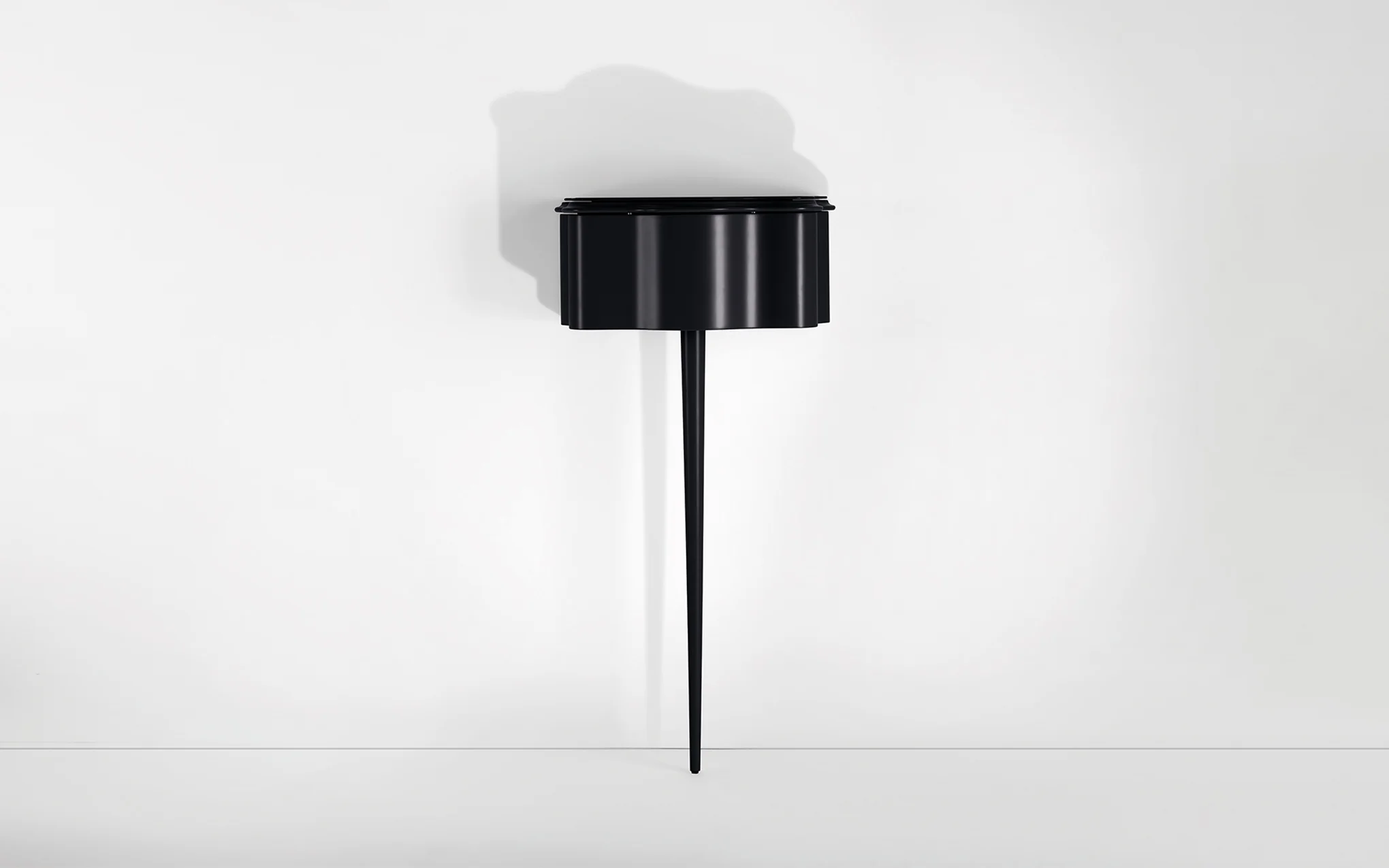 Carlino CM side table