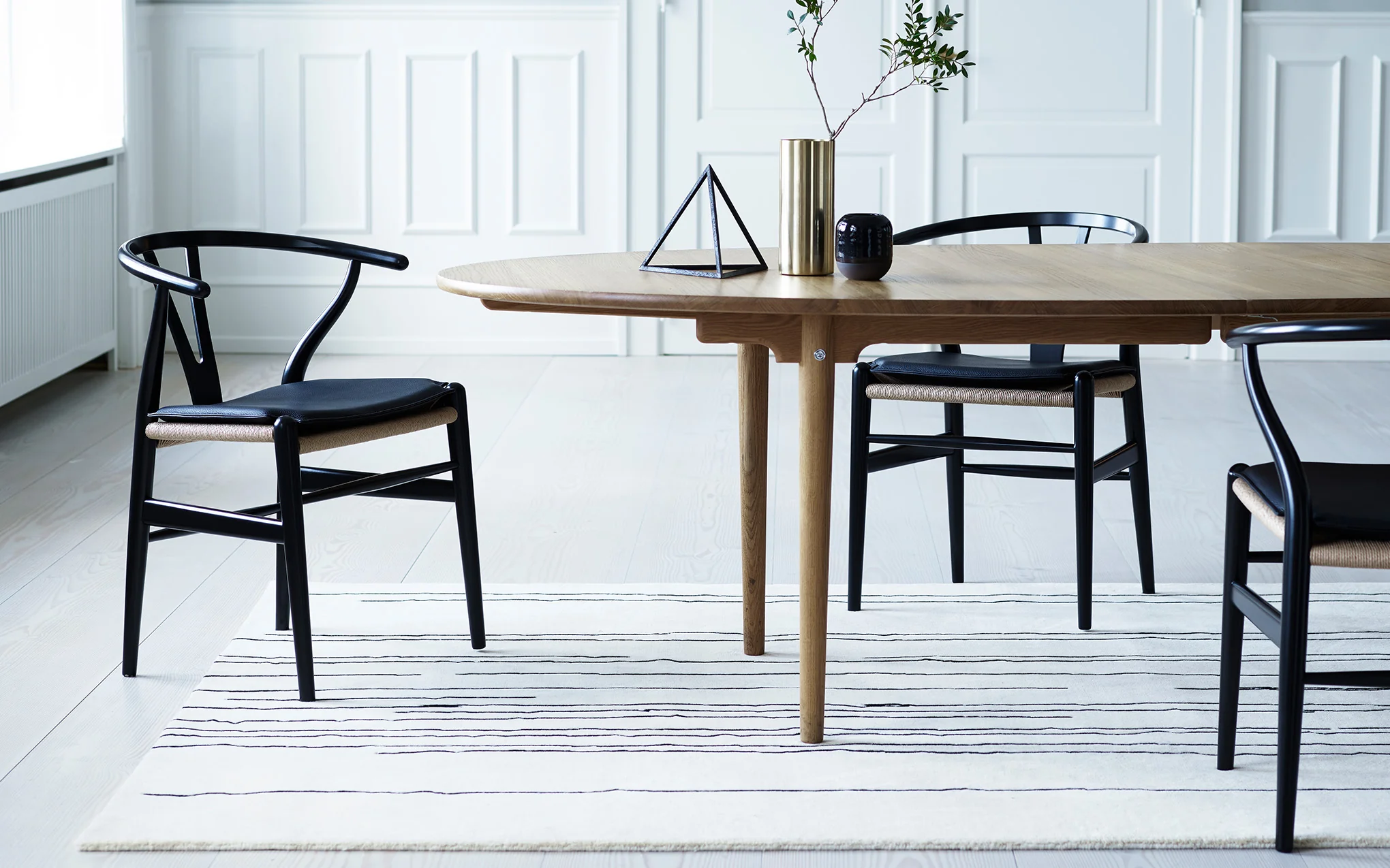 CH24 Wishbone chair - Image 17