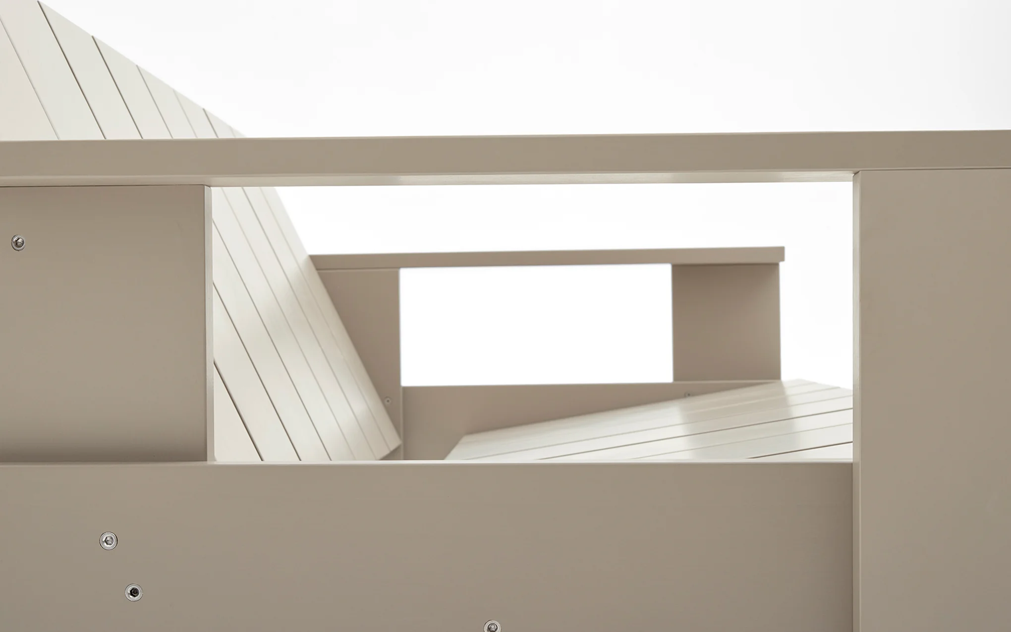 Crate lounge sofa - Image 7