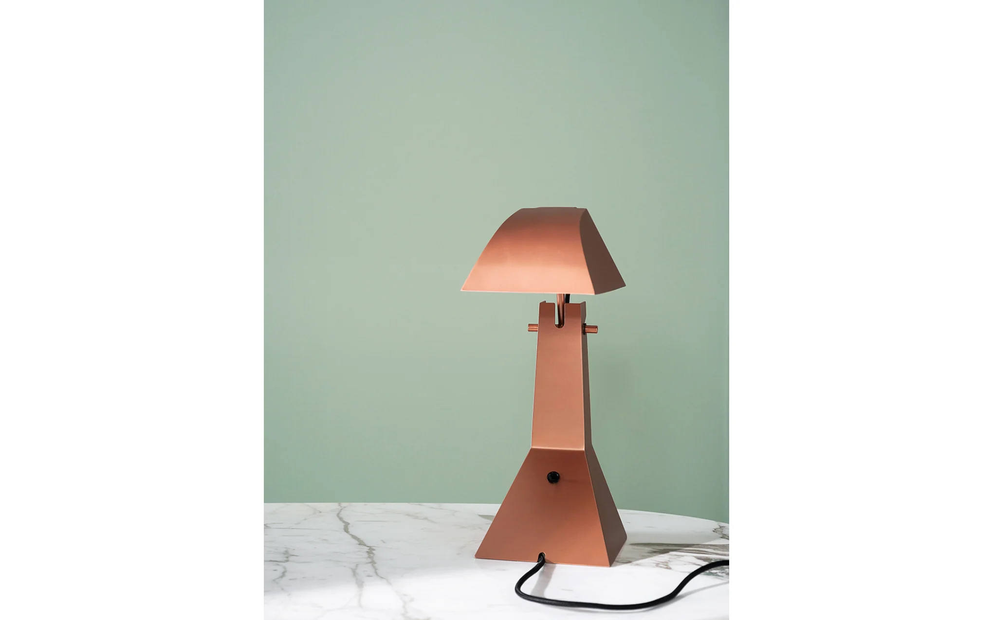 E63 table light - Image 4