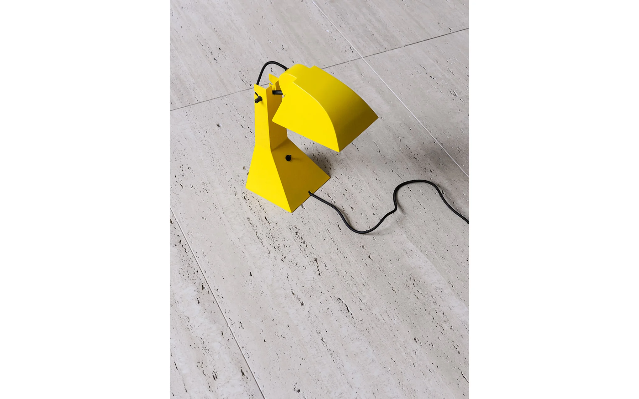 E63 table light - Image 9