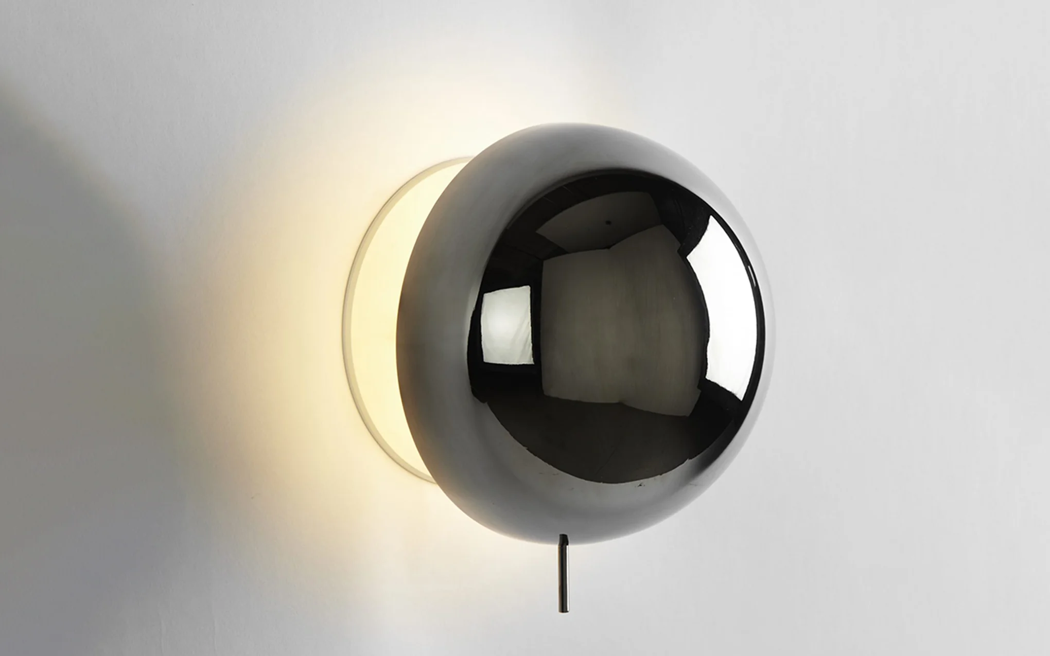 Eclipse fixed wall sconce - Image 4