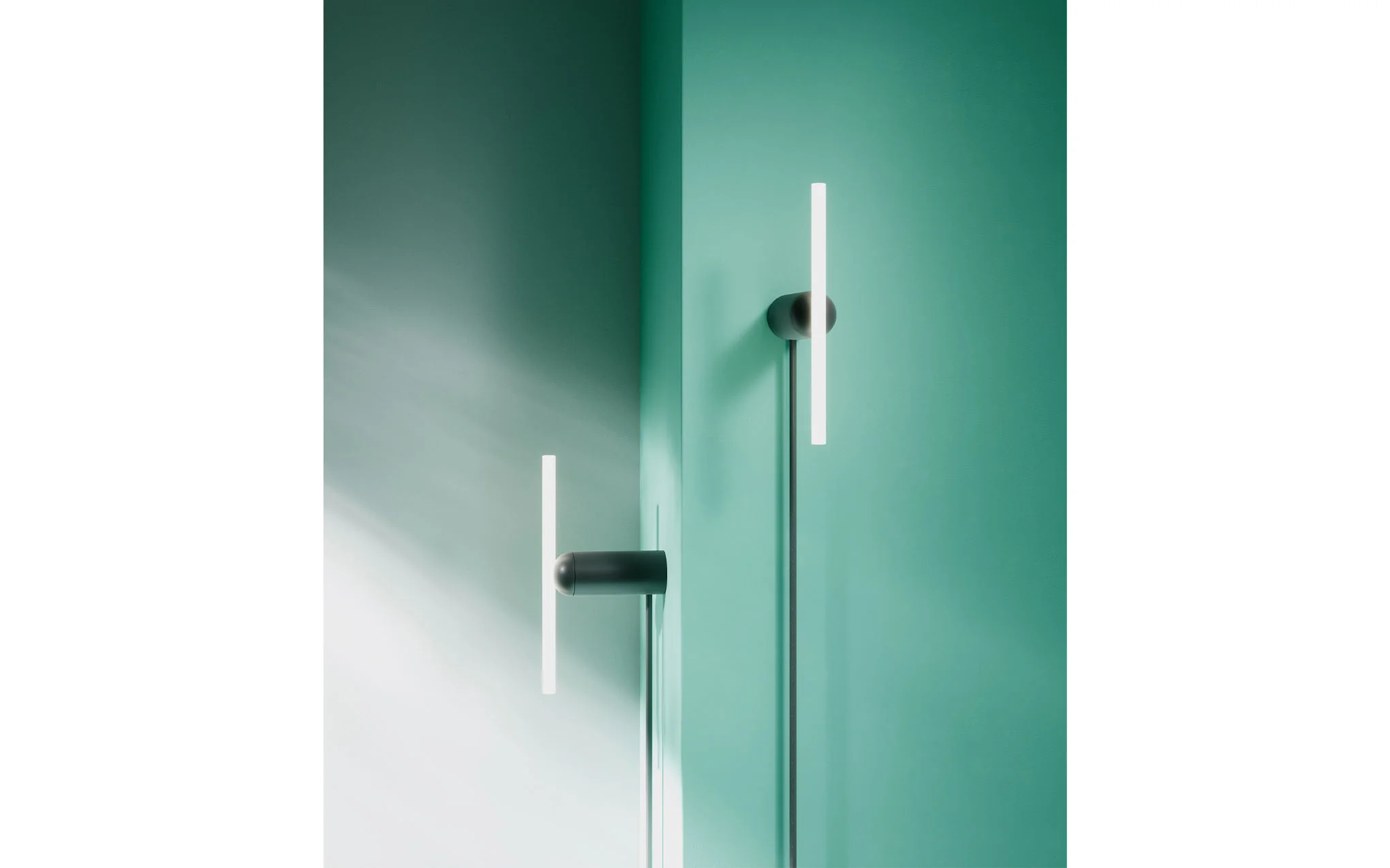 Ex-Display BEEM wall light - fixture only - Image 5