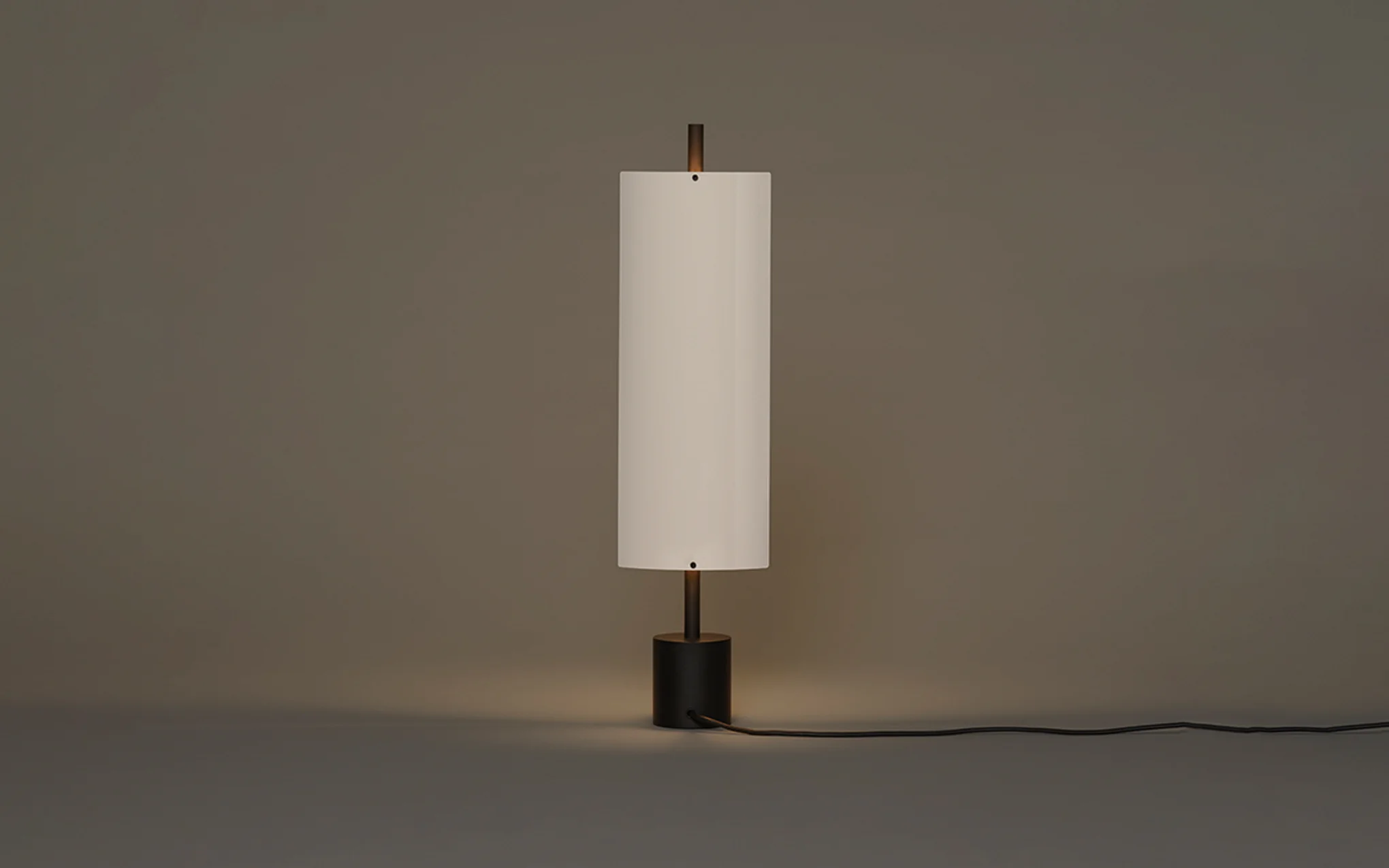 Lámina 45 table light - Image 4
