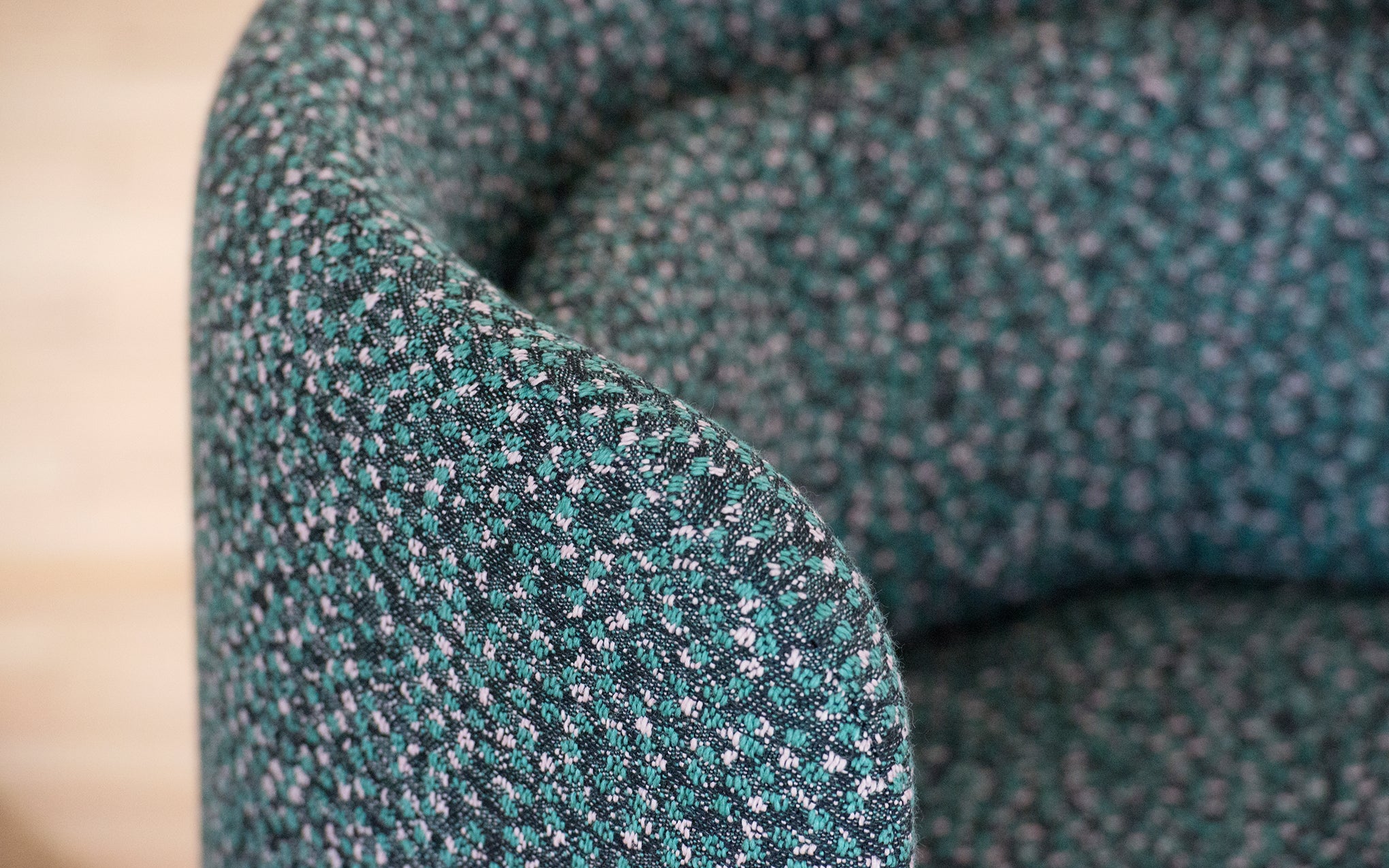 Group cocktail chair with swivel base - Image 2