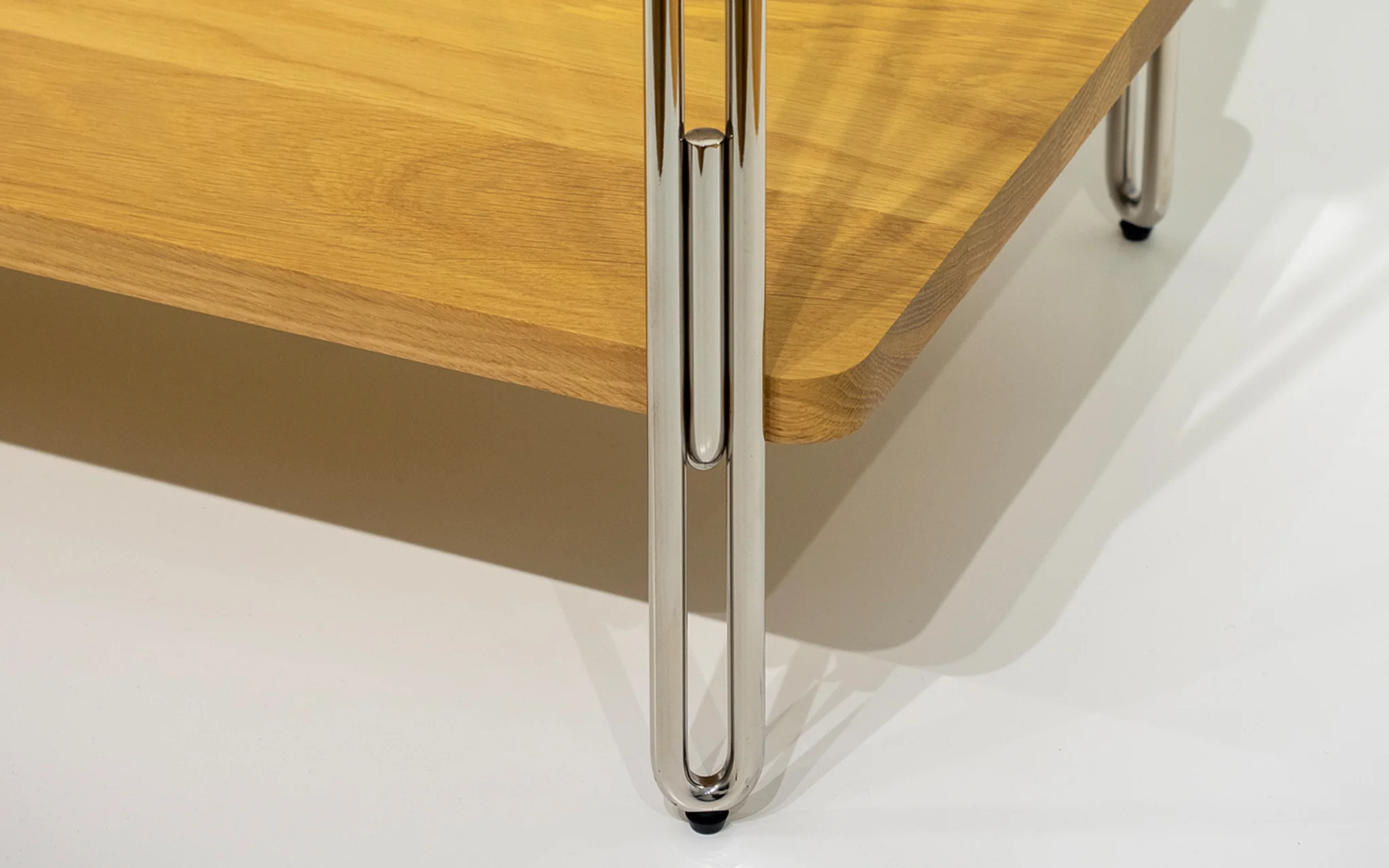 Inline floor shelving - Image 4
