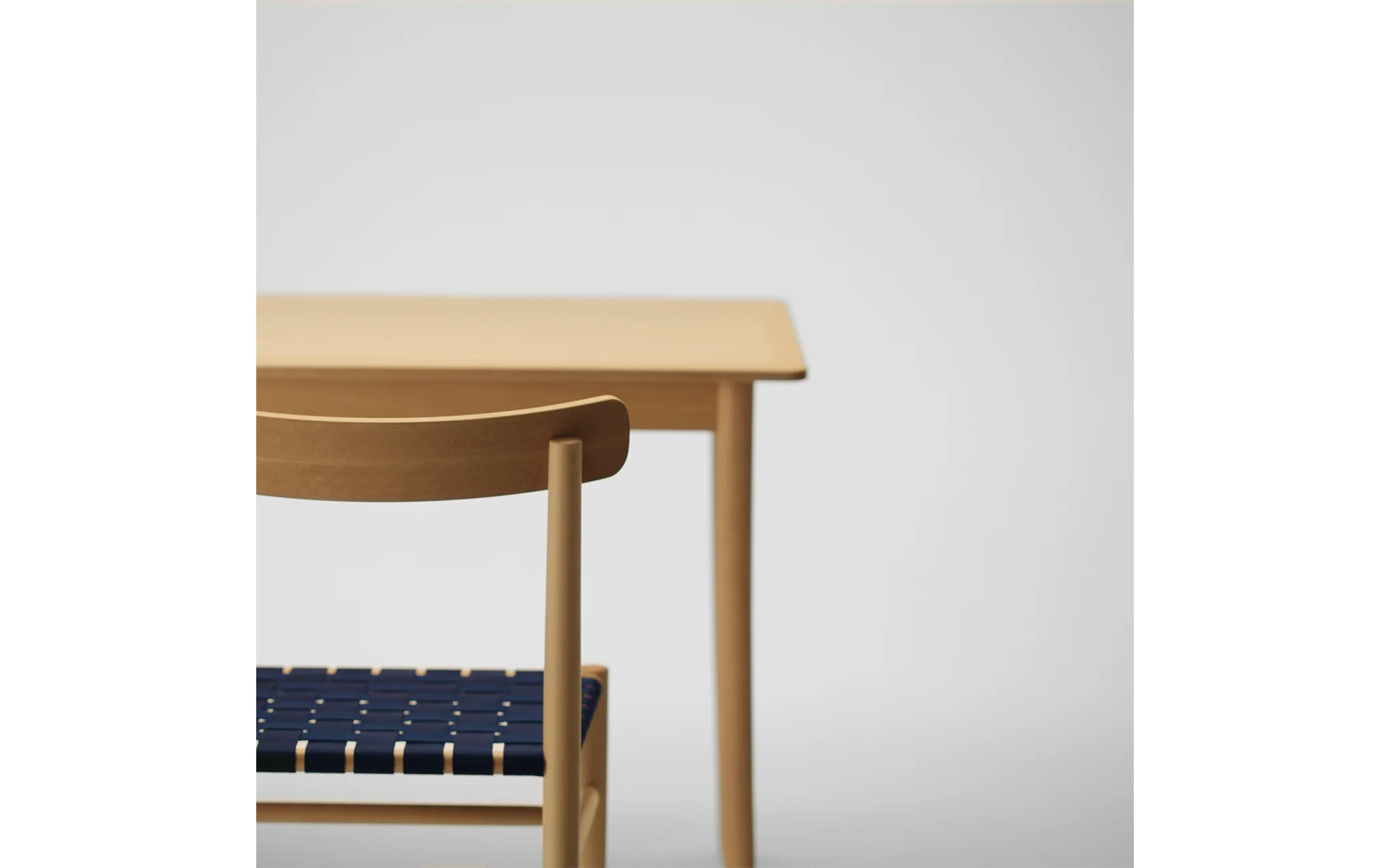 Lightwood dining table - Image 12