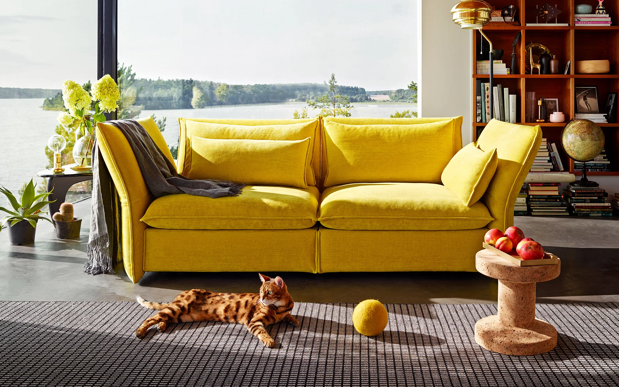 Mariposa 2.5 seat sofa - Image 5