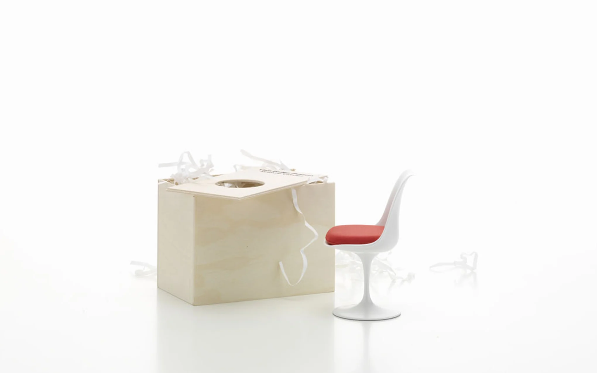 Miniatures Tulip Chair - Image 2