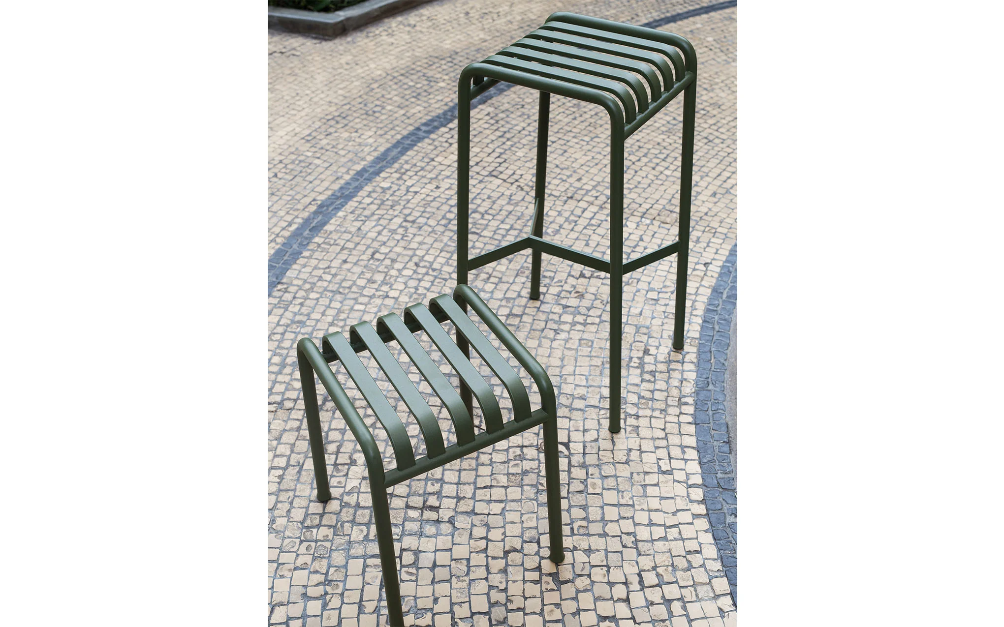 Palissade stool - Image 8