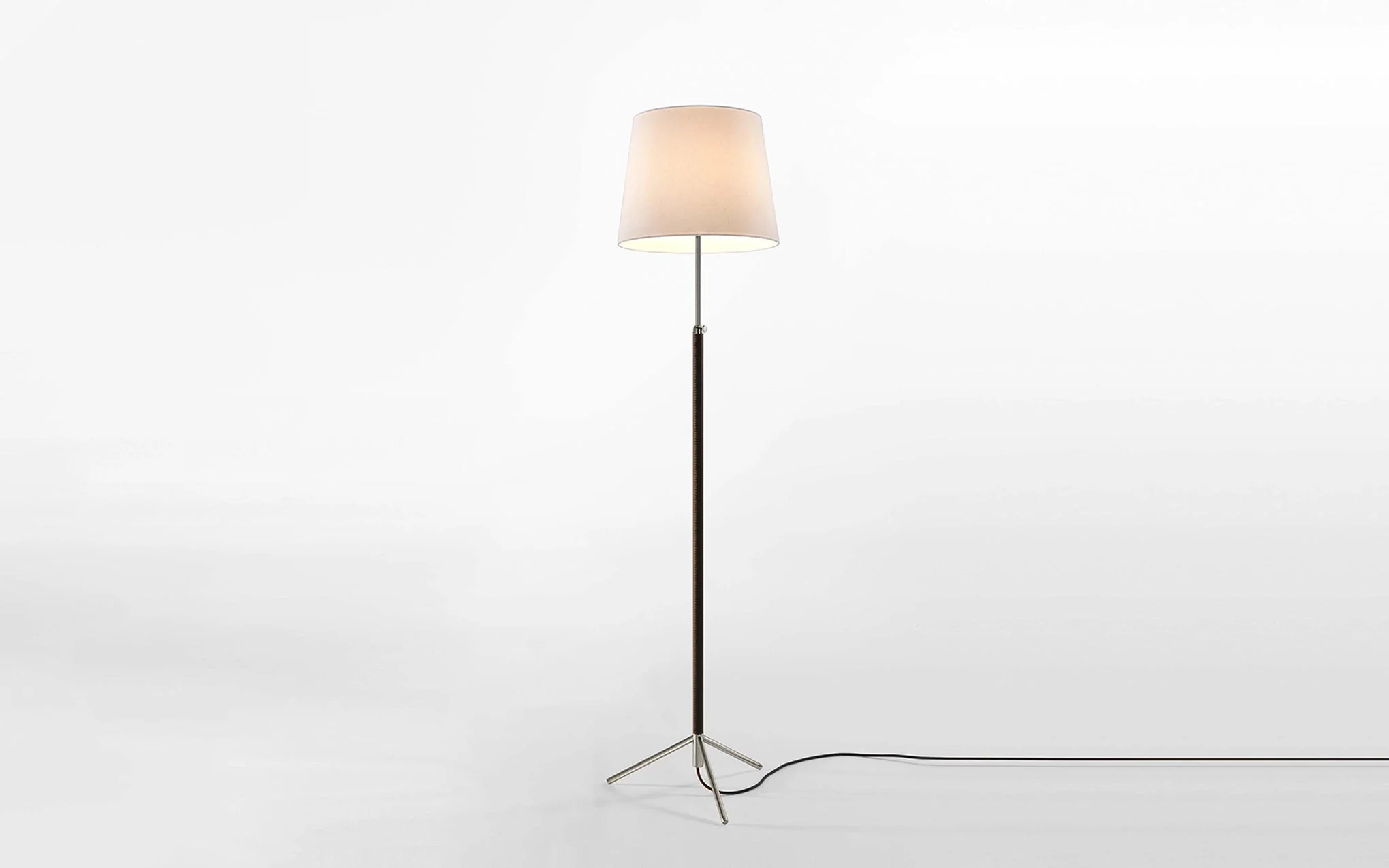 Pie de Salón floor lamp - Image 31