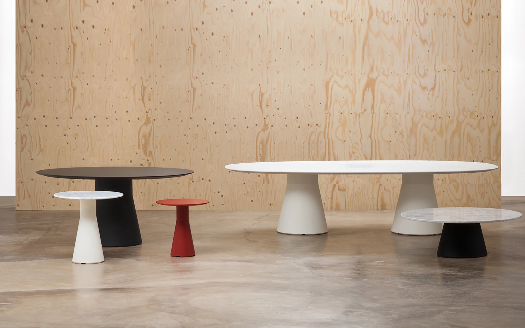 Reverse conference lounge table - Image 5
