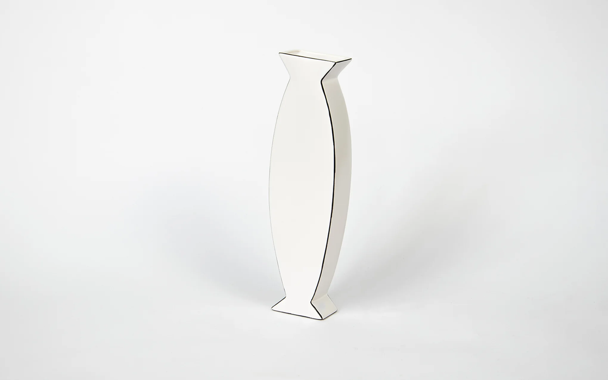 Silhouette vase No. 4 - Image 2