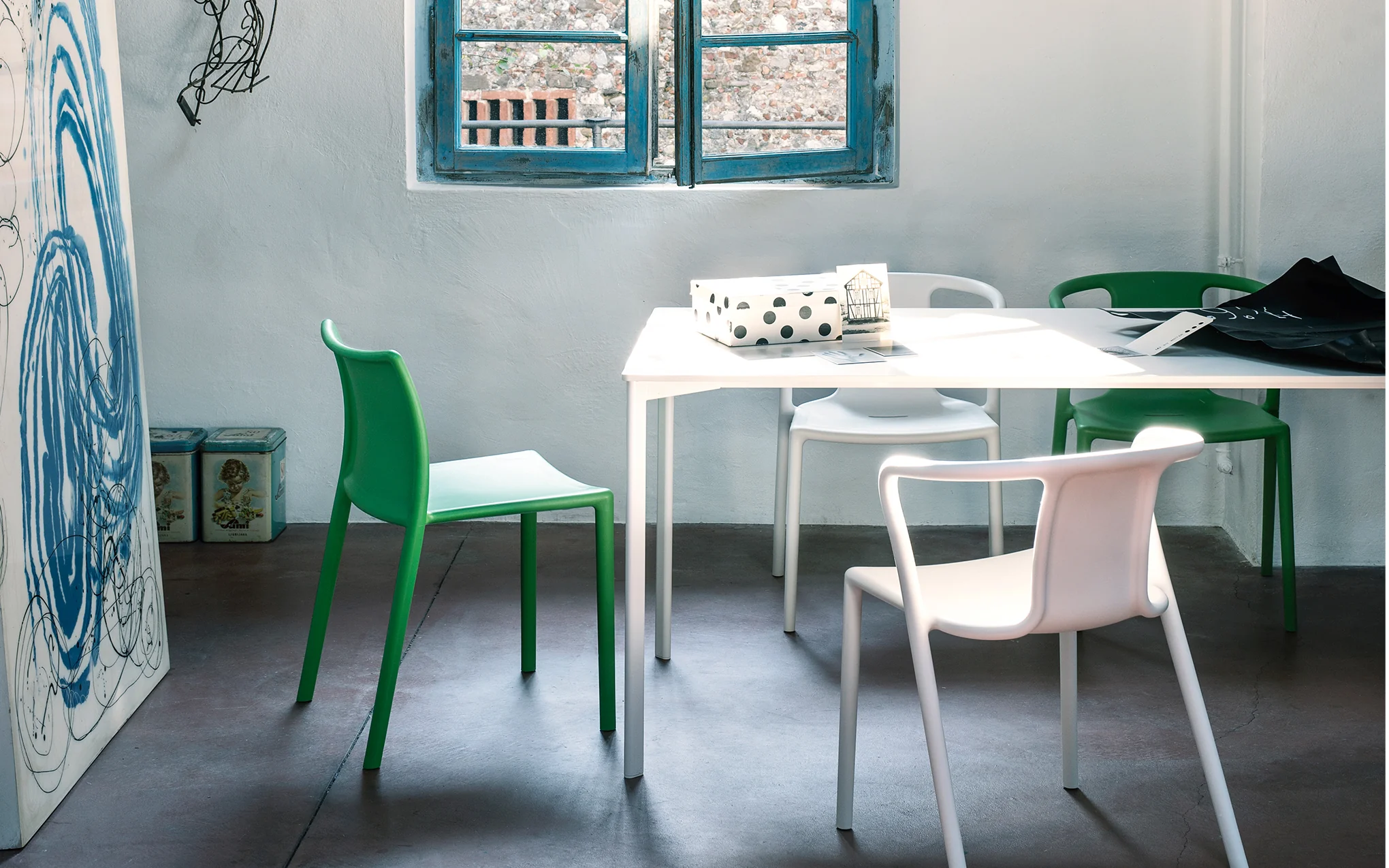 Striped table - Image 2