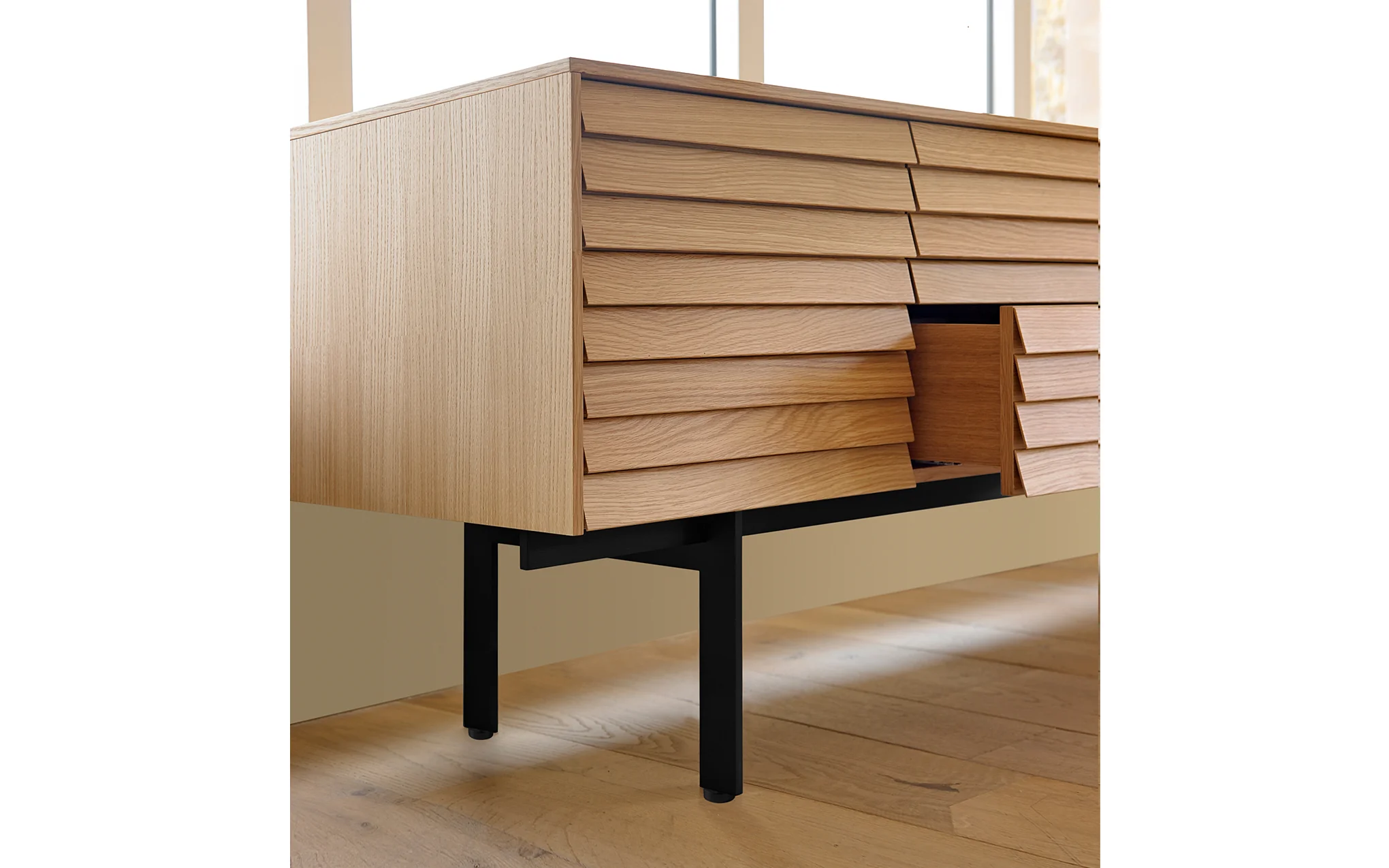 Sussex sideboard - large - Image 5