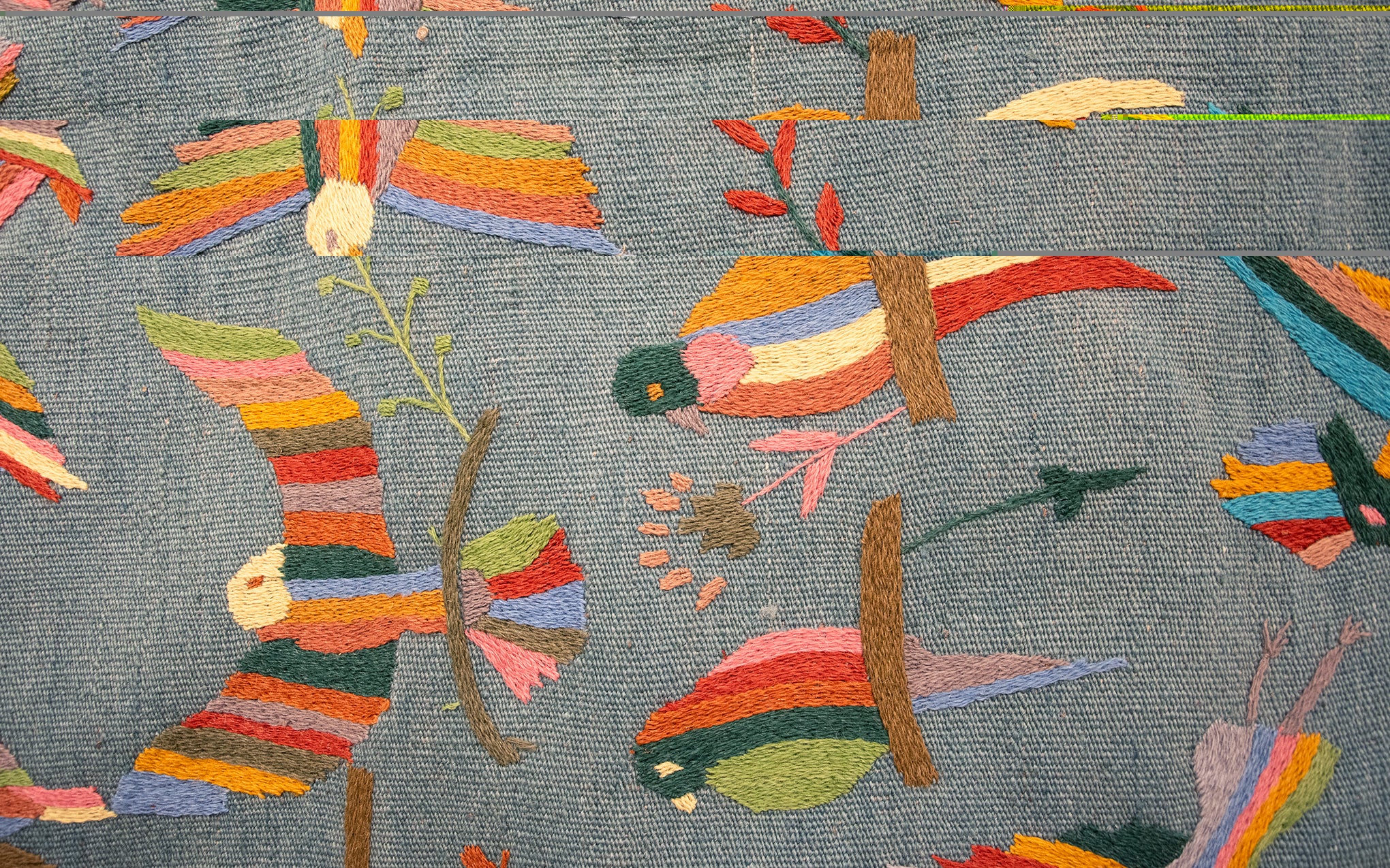 Suzani wall hanging - birds - Image 3