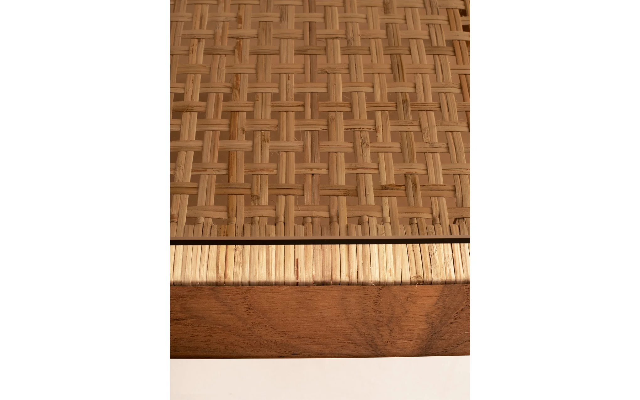 Tangāli side table - Image 4