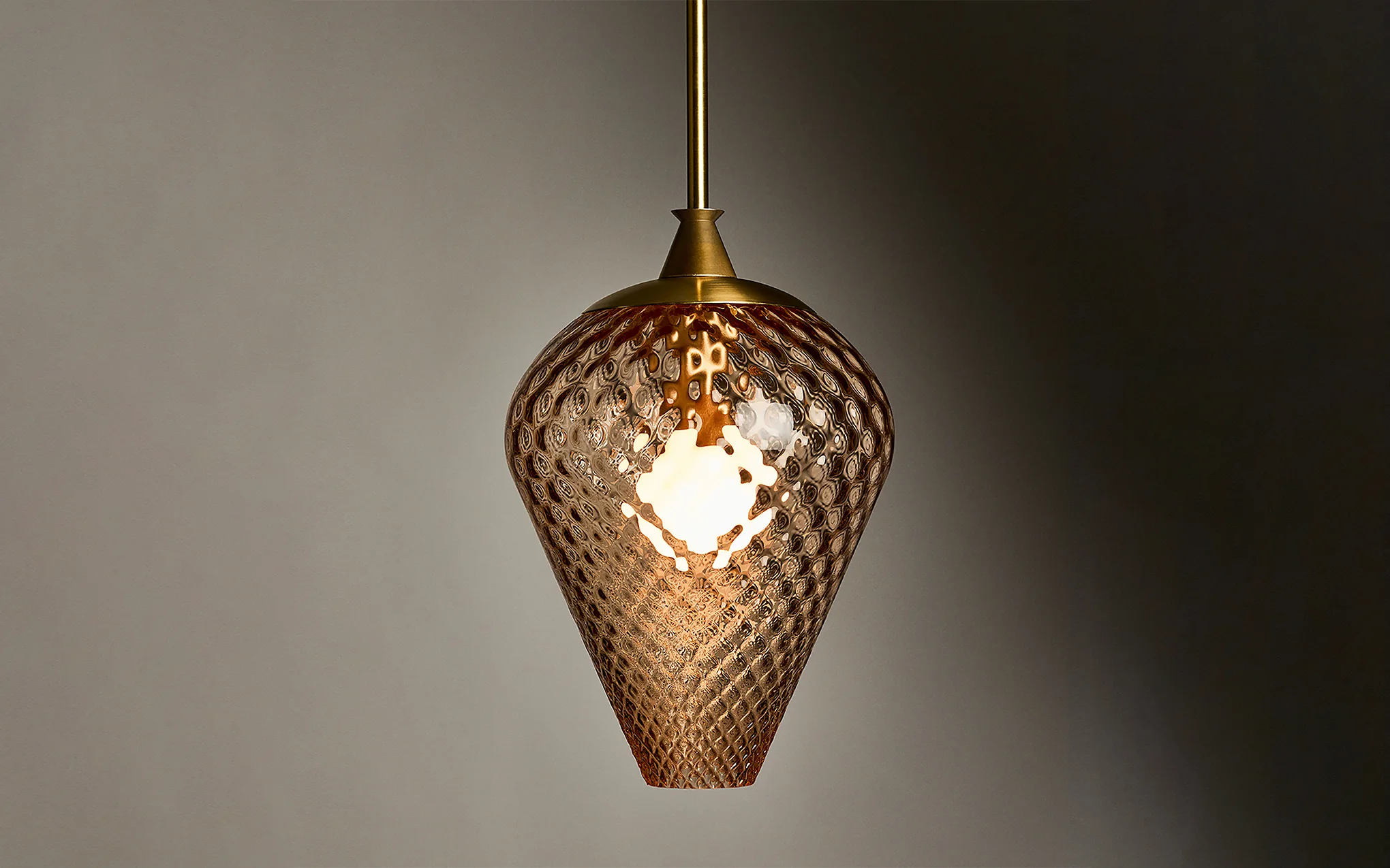 The Roll & Hill Pendant 02 - tulip