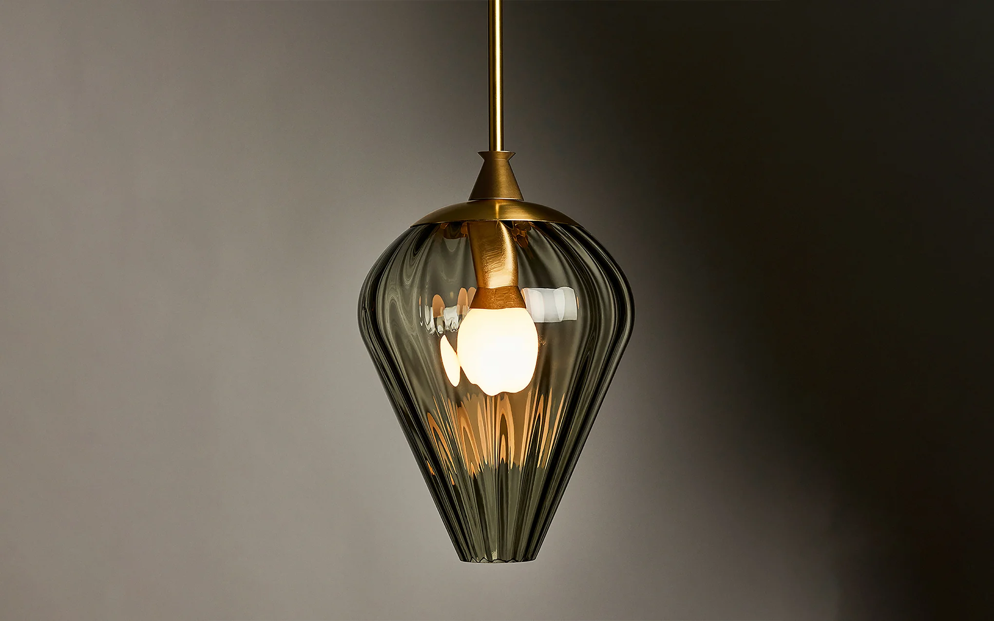 The Roll & Hill Pendant 02 - tulip - Image 2