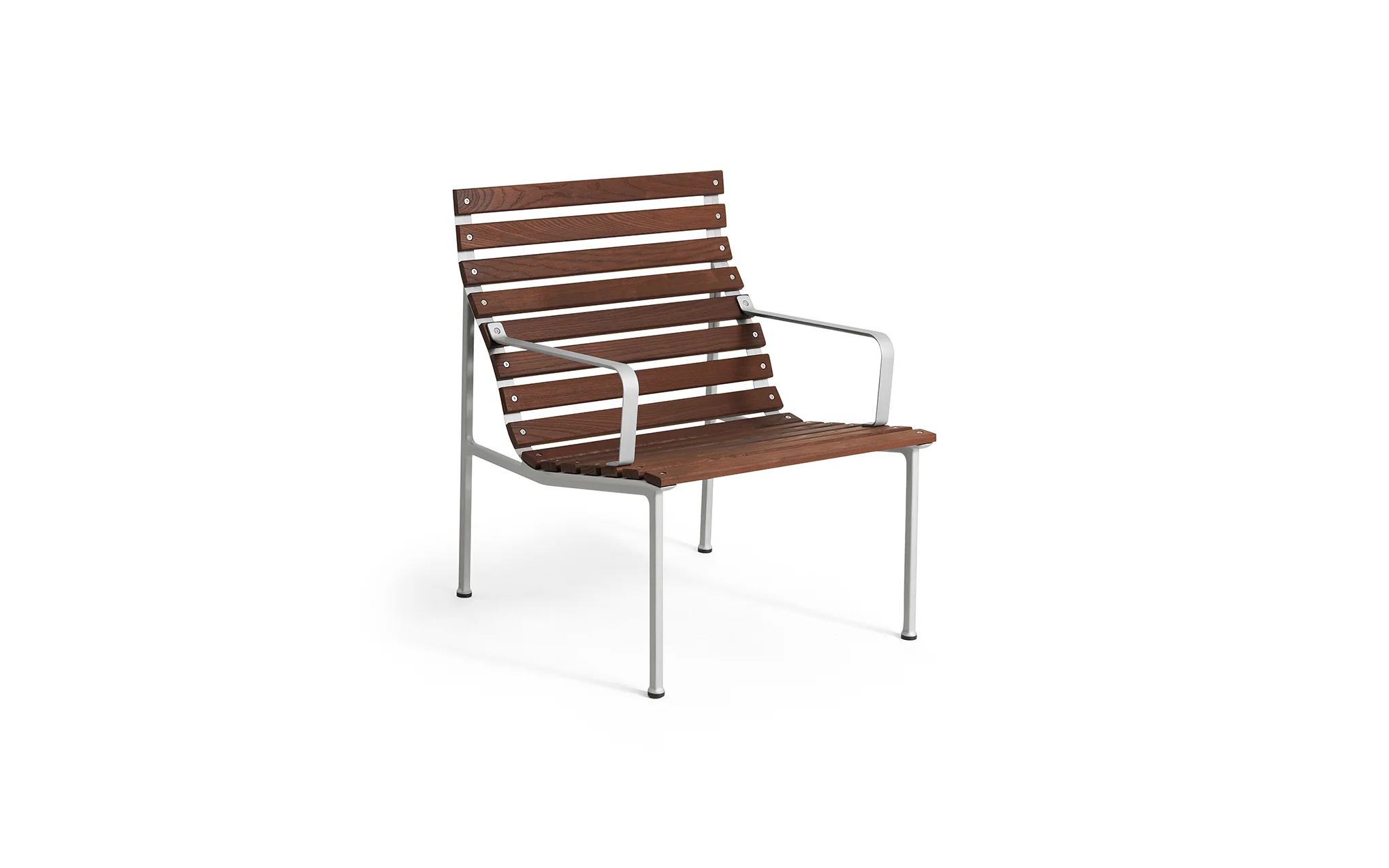 Traverse lounge armchair