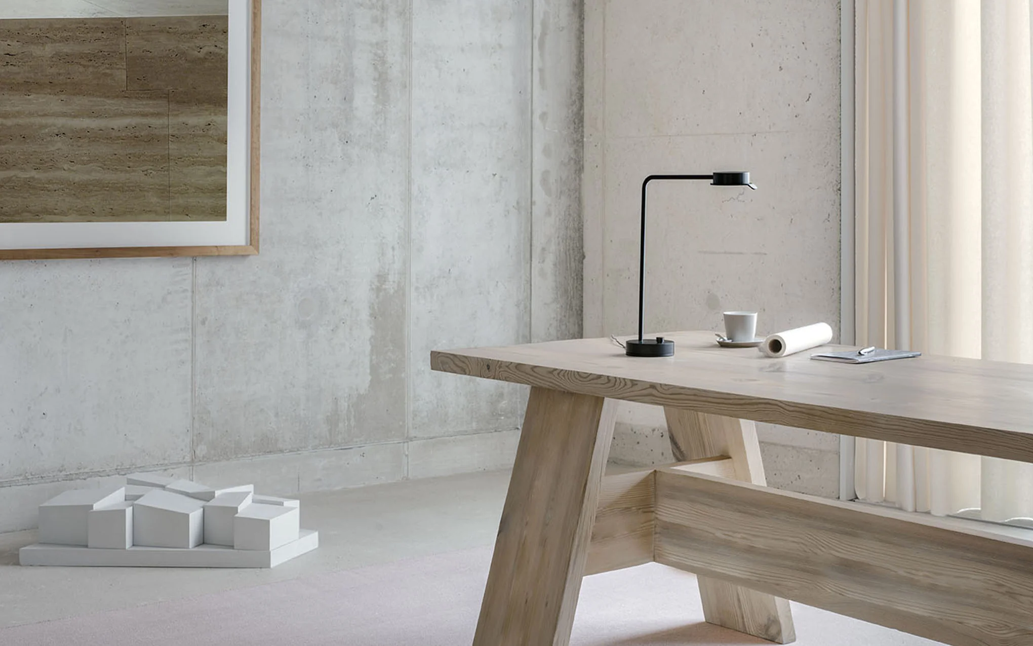 w102 Chipperfield table light - Image 6