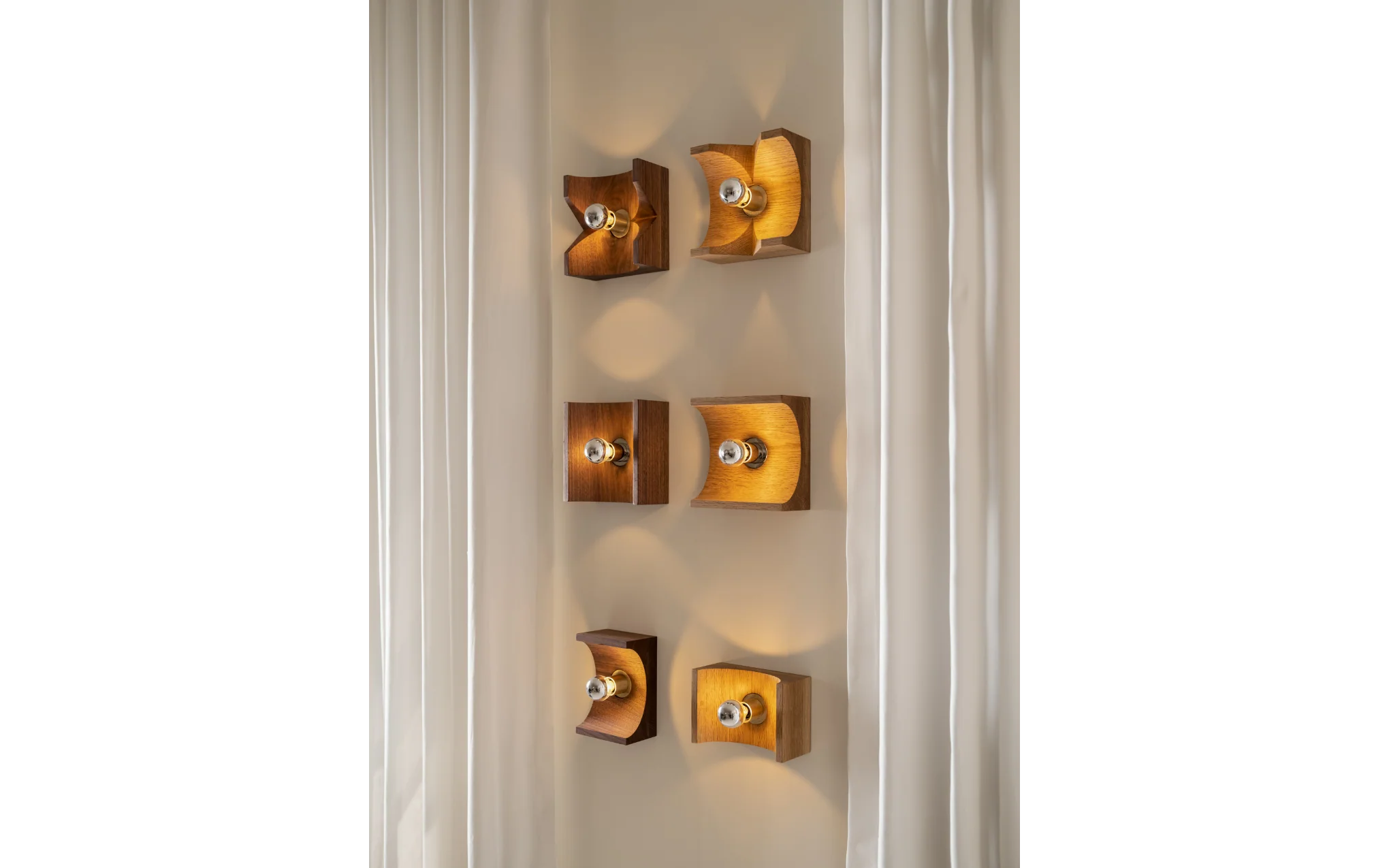 Wood sconce - full - Image 6
